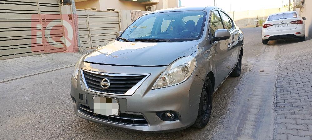 Nissan Versa